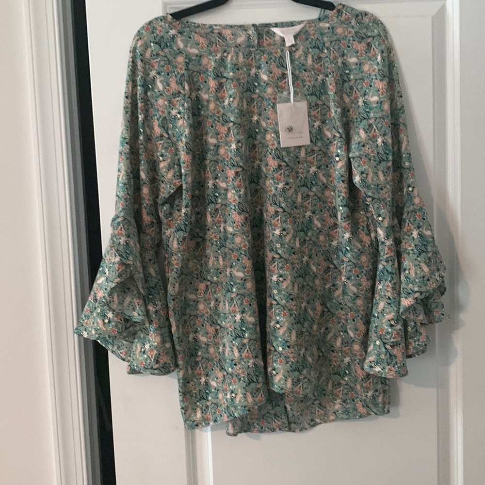 Beautiful, breezy blouse